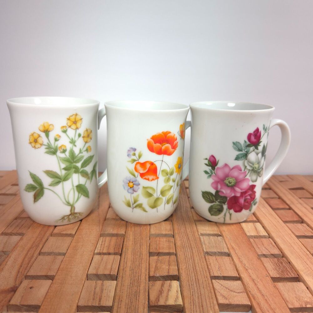 Set of 3 Vintage Royal Crown Porcelain Wildflower Coffee Tea Mugs Floral